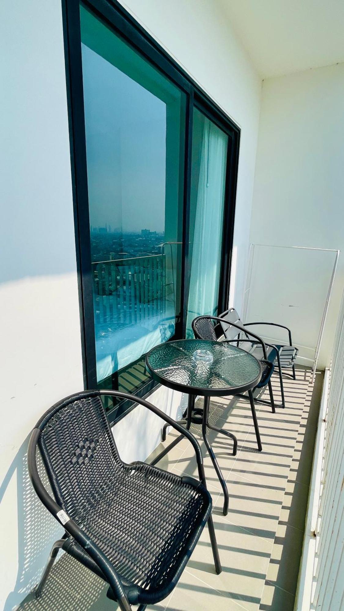 The Base 1 Bed 1 Bath Apartment Pattaya Exterior photo